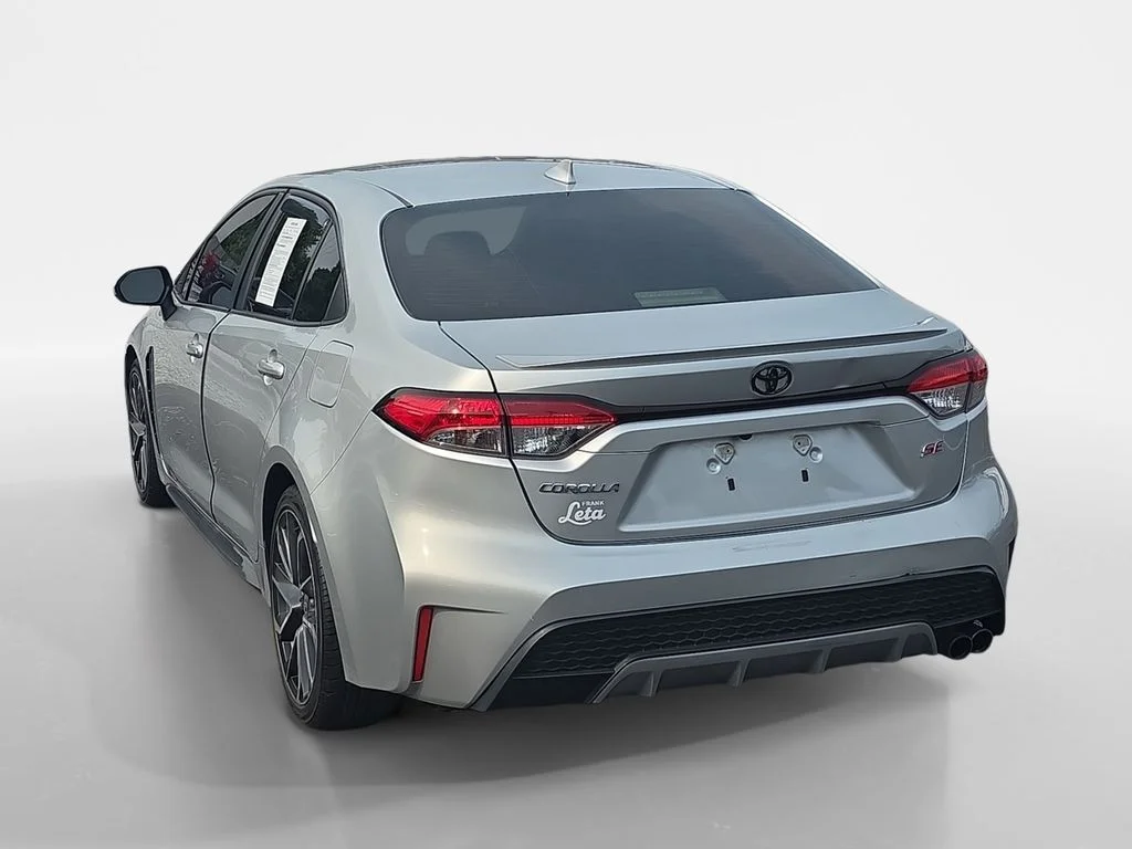 Used 2020 Classic Silver Metallic Toyota SE image 6