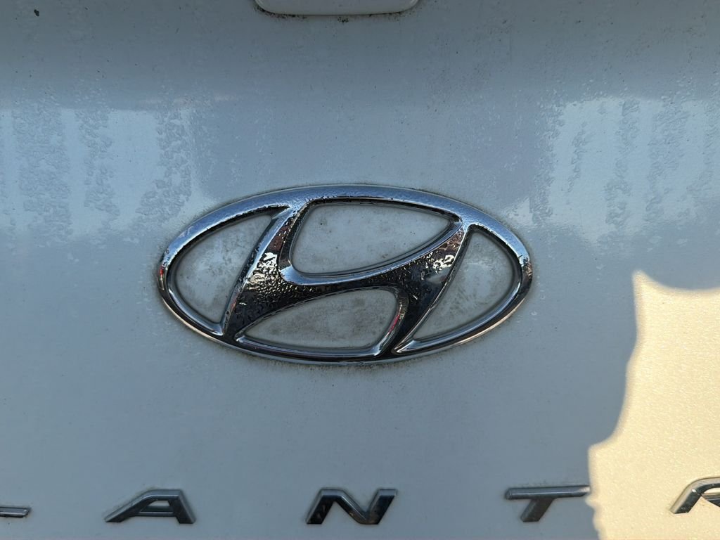 Used 2020 Quartz White Pearl Hyundai SEL image 23