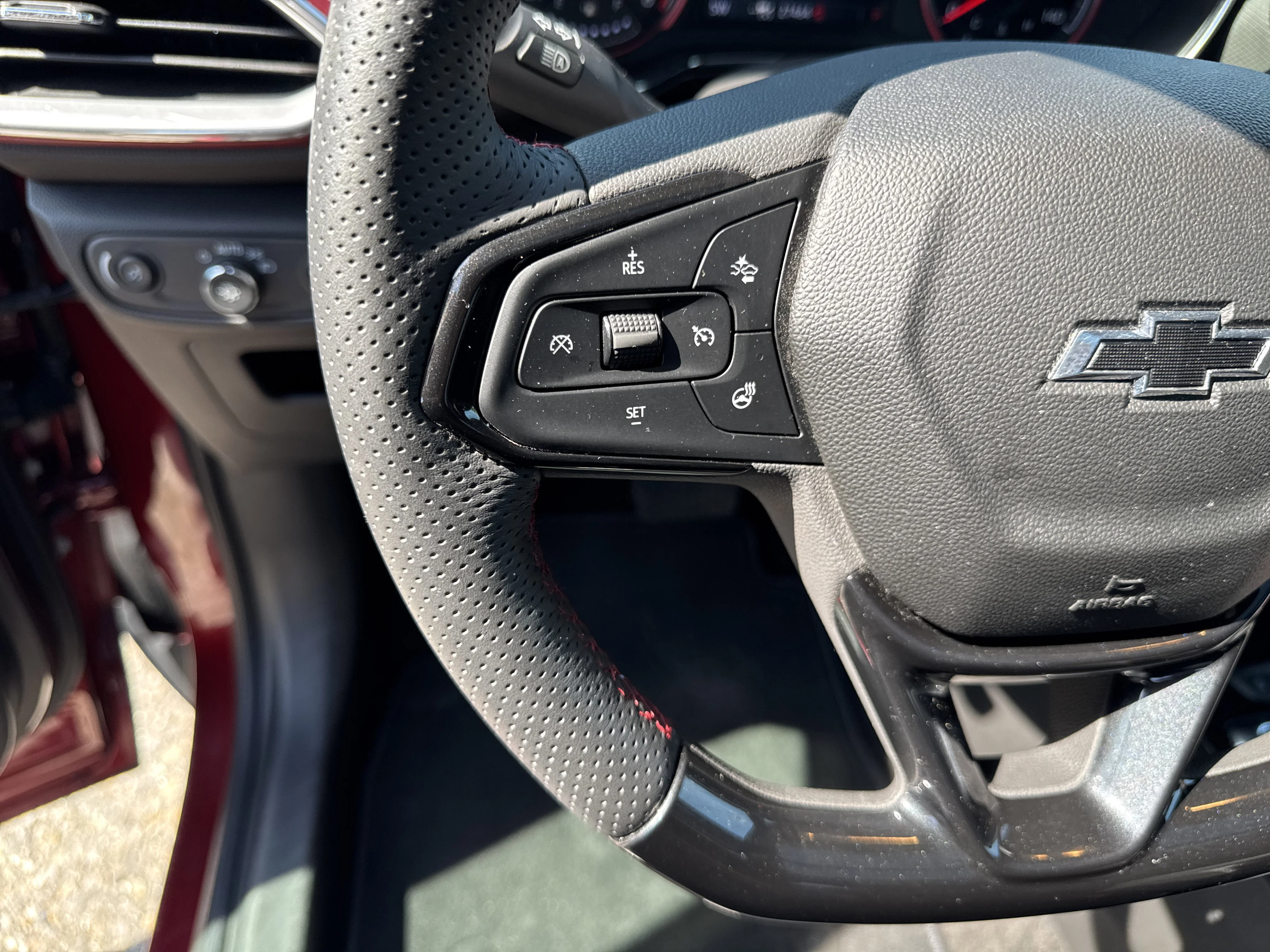 Used 2022 Crimson Metallic Chevrolet RS image 19