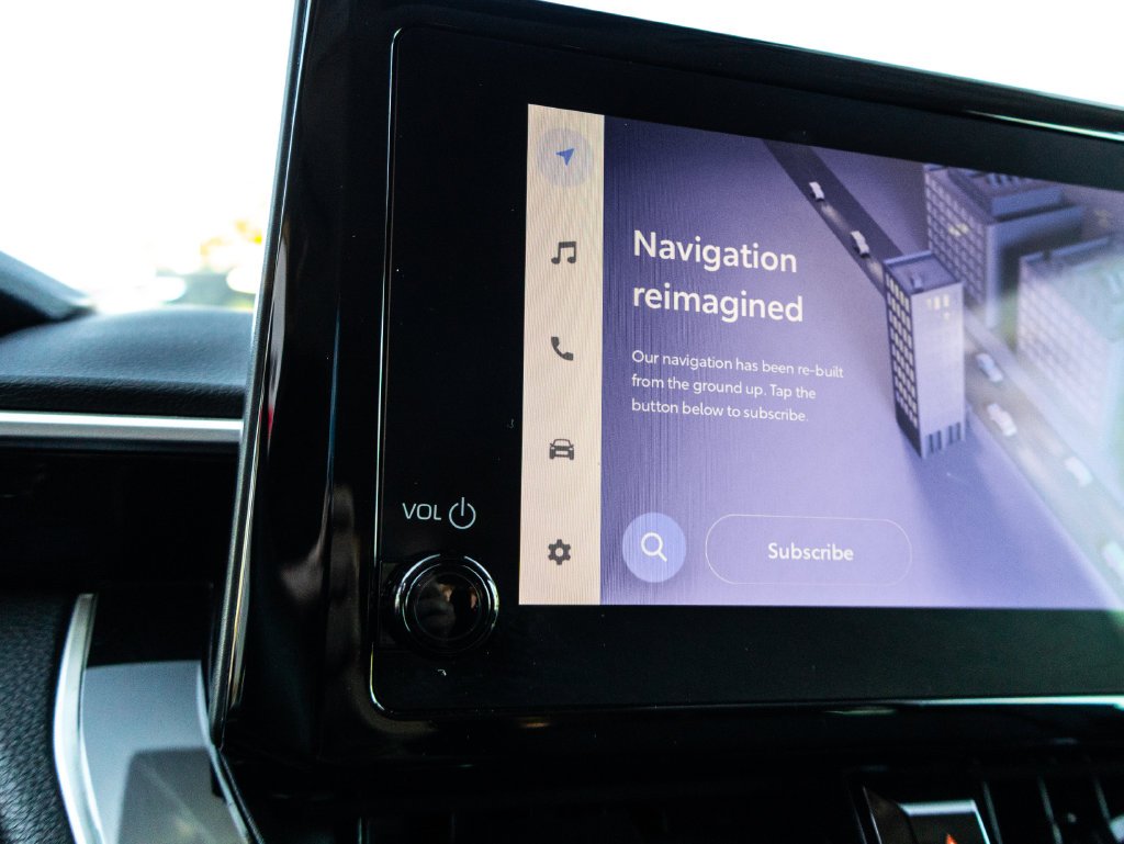 Used 2024  Toyota LE image 27
