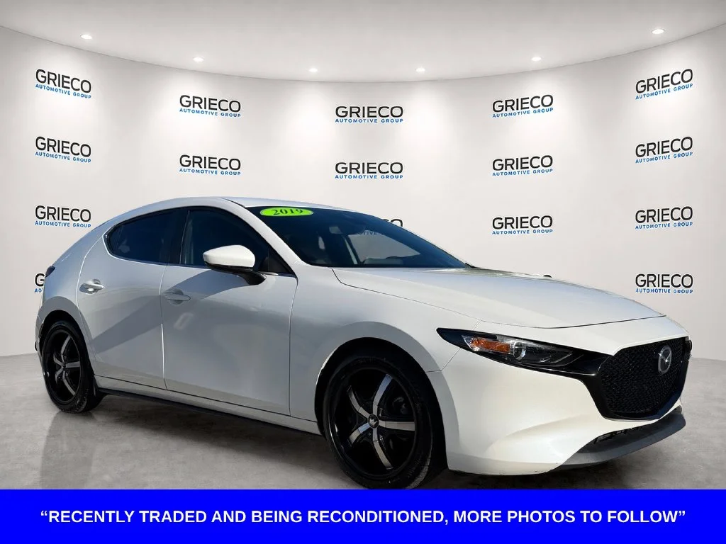 Used 2019 White Mazda Preferred image 1