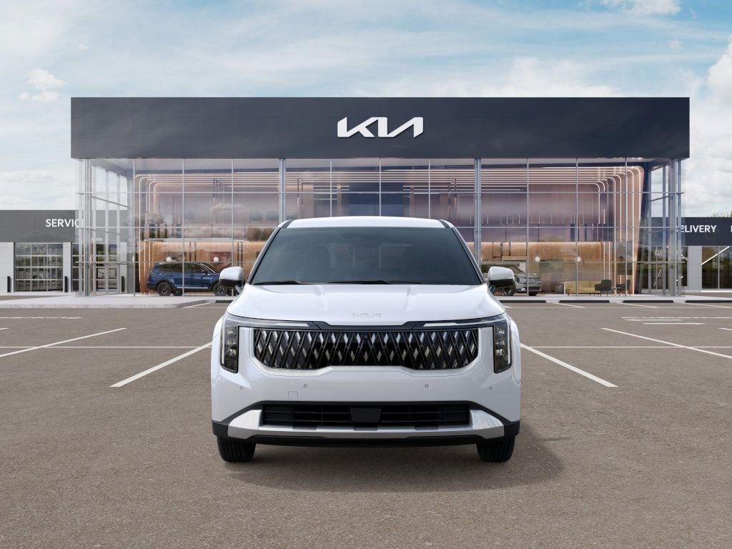 Used 2026 White Kia LXS image 9