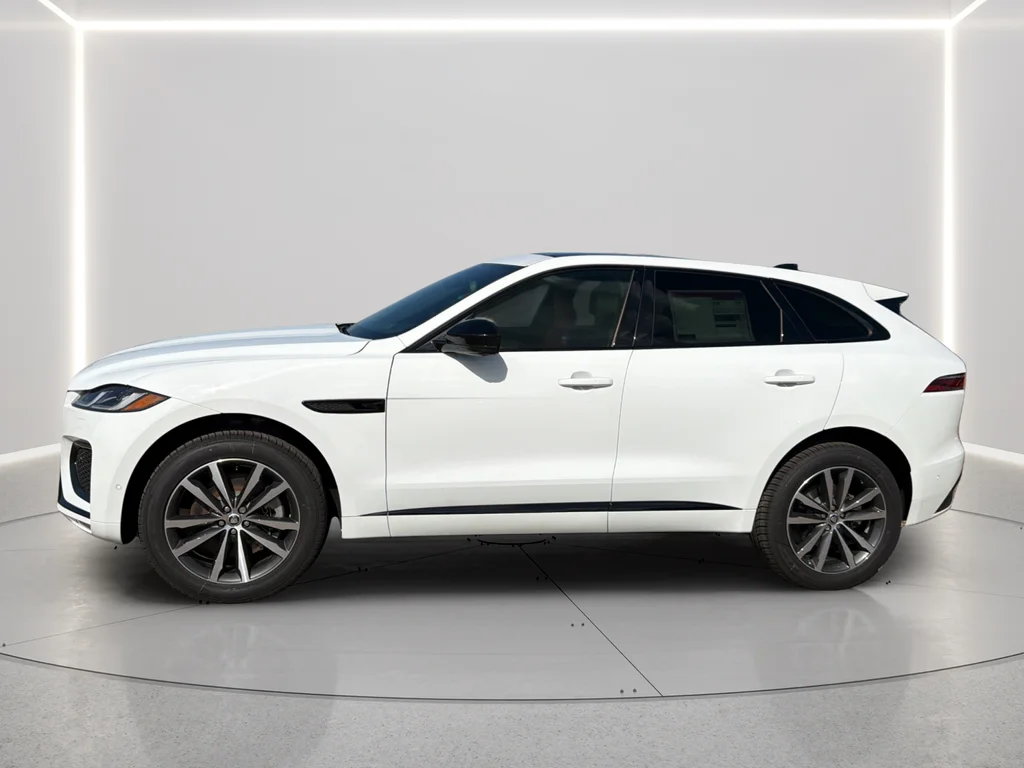 New 2026 Fuji White Jaguar P250 R-Dynamic S image 13