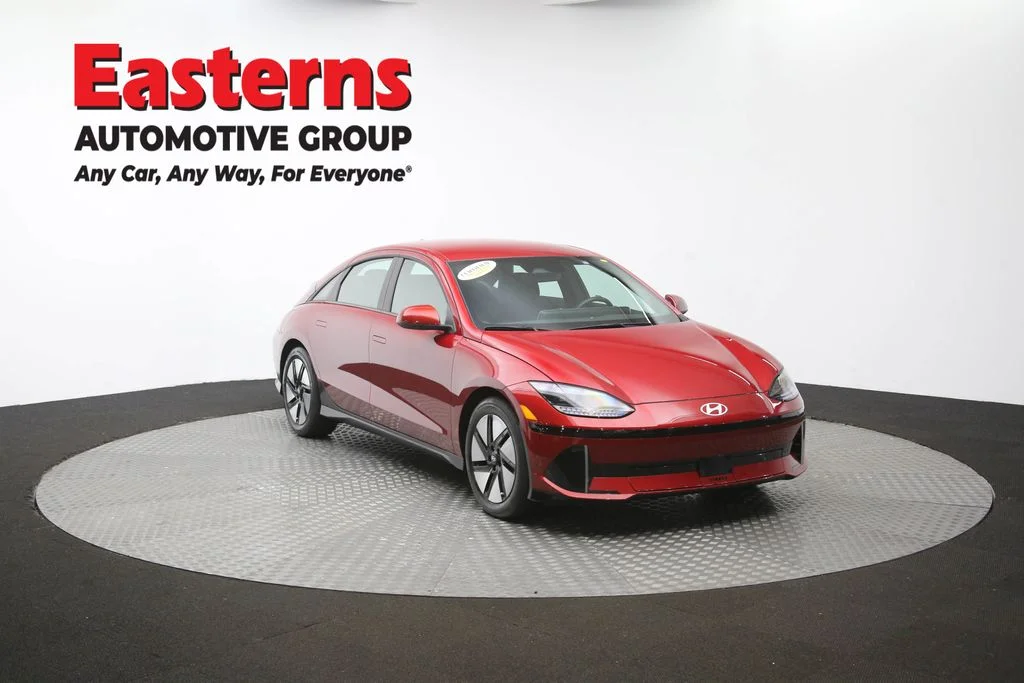 Used 2024 Red Hyundai SE image 51