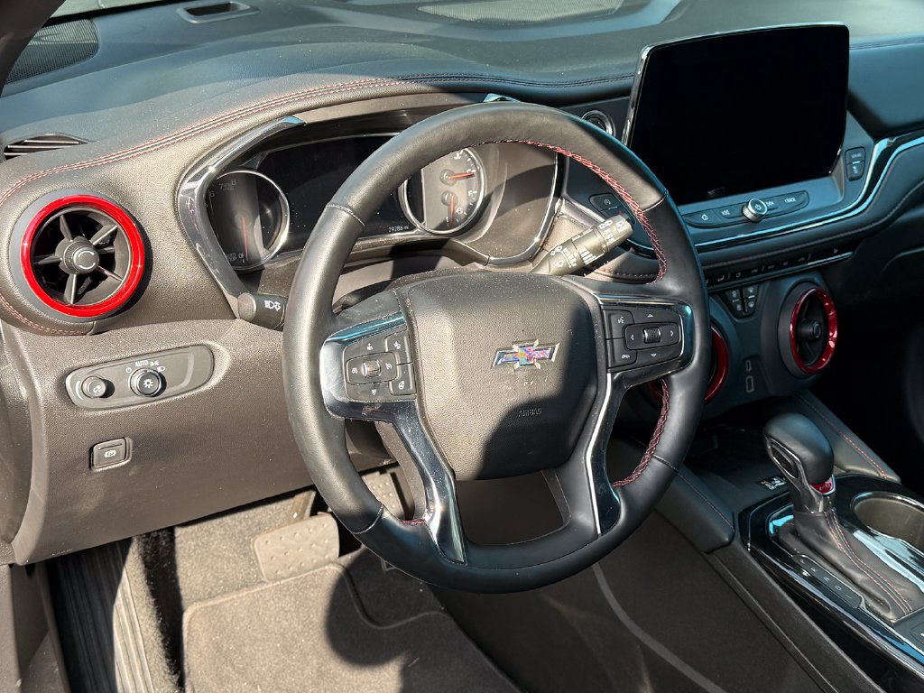 Used 2025 Black Chevrolet RS image 4