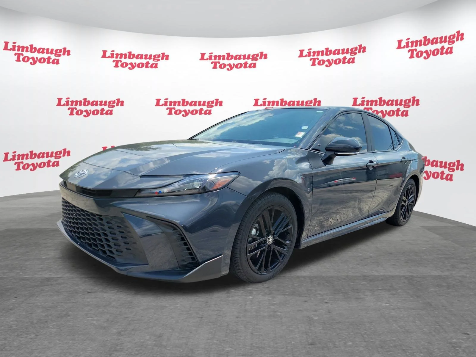 Used 2025 Underground Toyota SE image 20