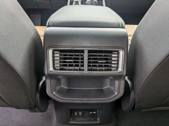 New 2026 White Volkswagen 2.0T SE w/Technology image 15