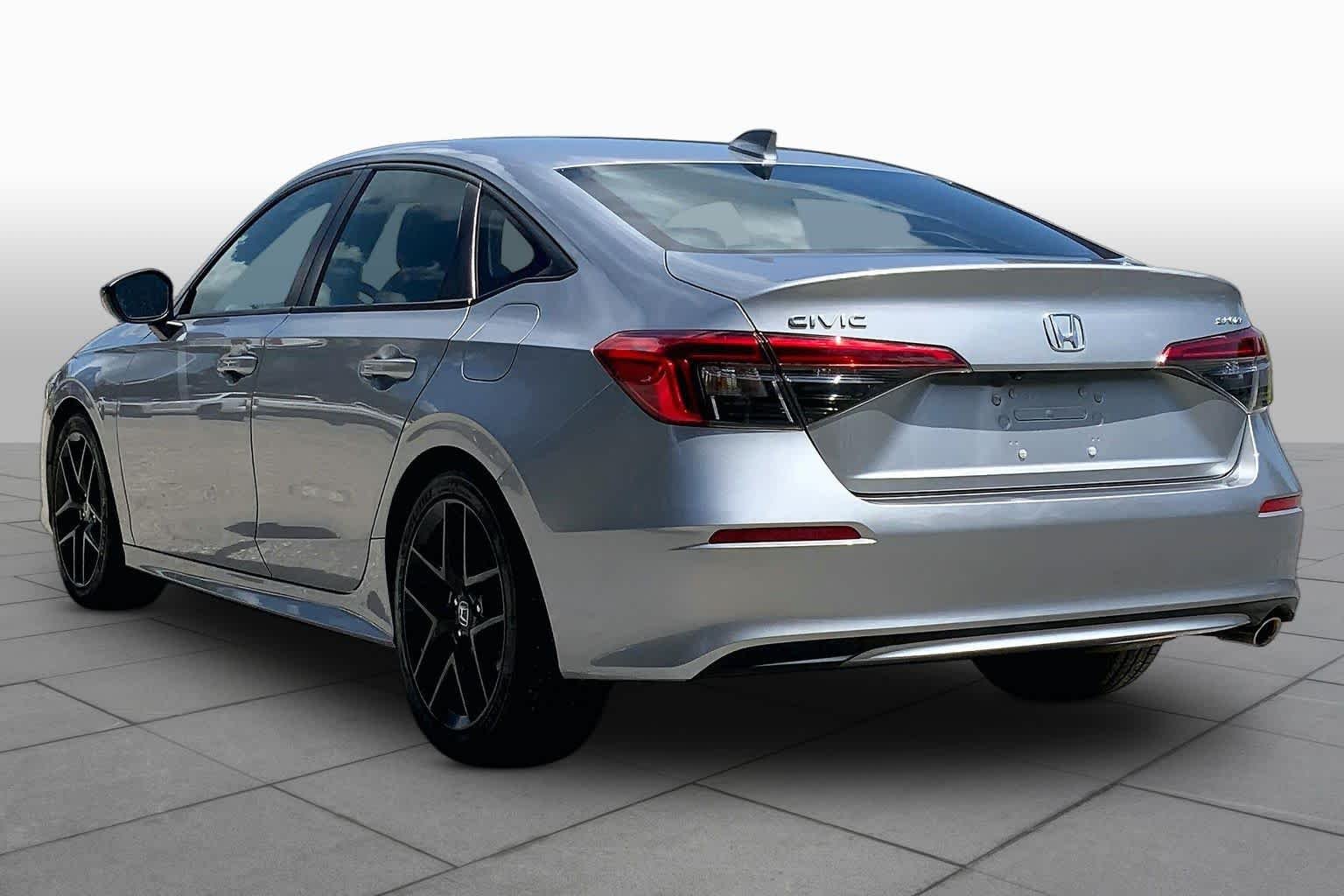 Used 2023 Lunar Silver Metallic Honda Sport image 12