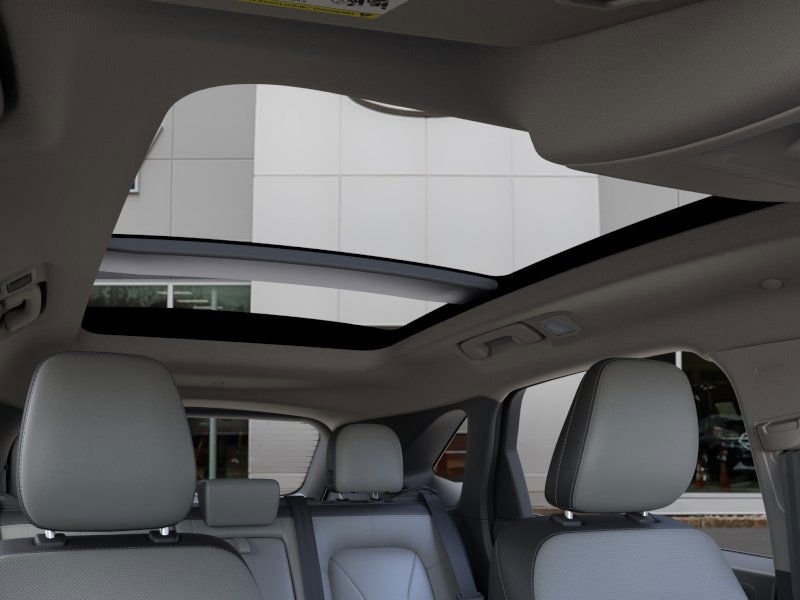 New 2025 Star White Metallic Tri-coat Ford Plug-in Hybrid image 22