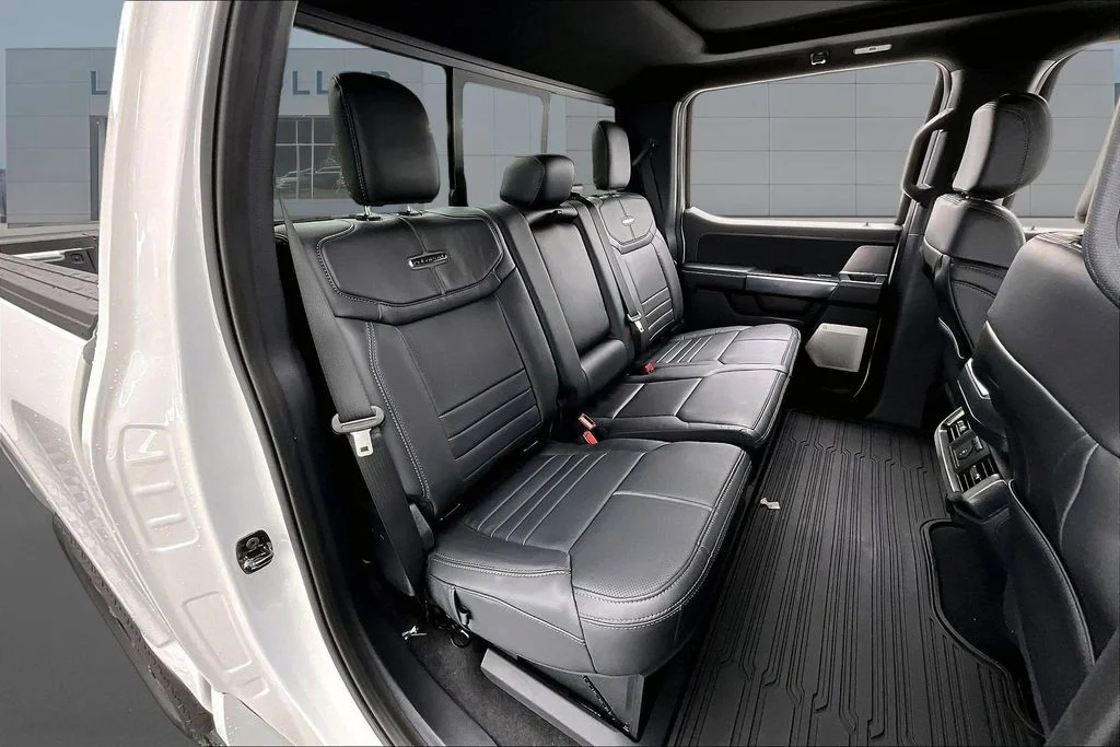 New 2026 Star White Metallic Tri-Coat Ford Platinum® image 10