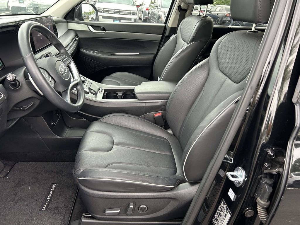 Certified Used 2024 Black Hyundai XRT image 17