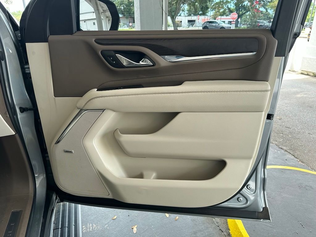 Used 2023 Silver GMC Denali image 42