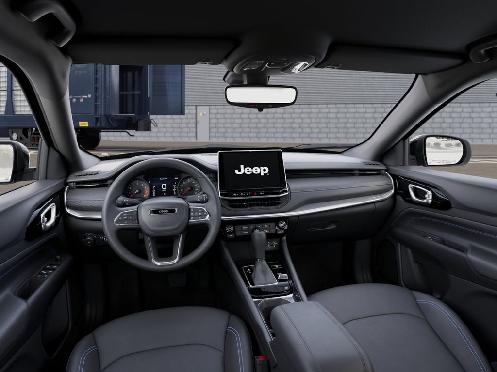 New 2026 Diamond Black Crystal Pearl-Coat Exterior Paint Jeep Limited image 14