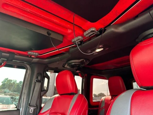 Used 2018 Gray Jeep Unlimited Sport S image 40