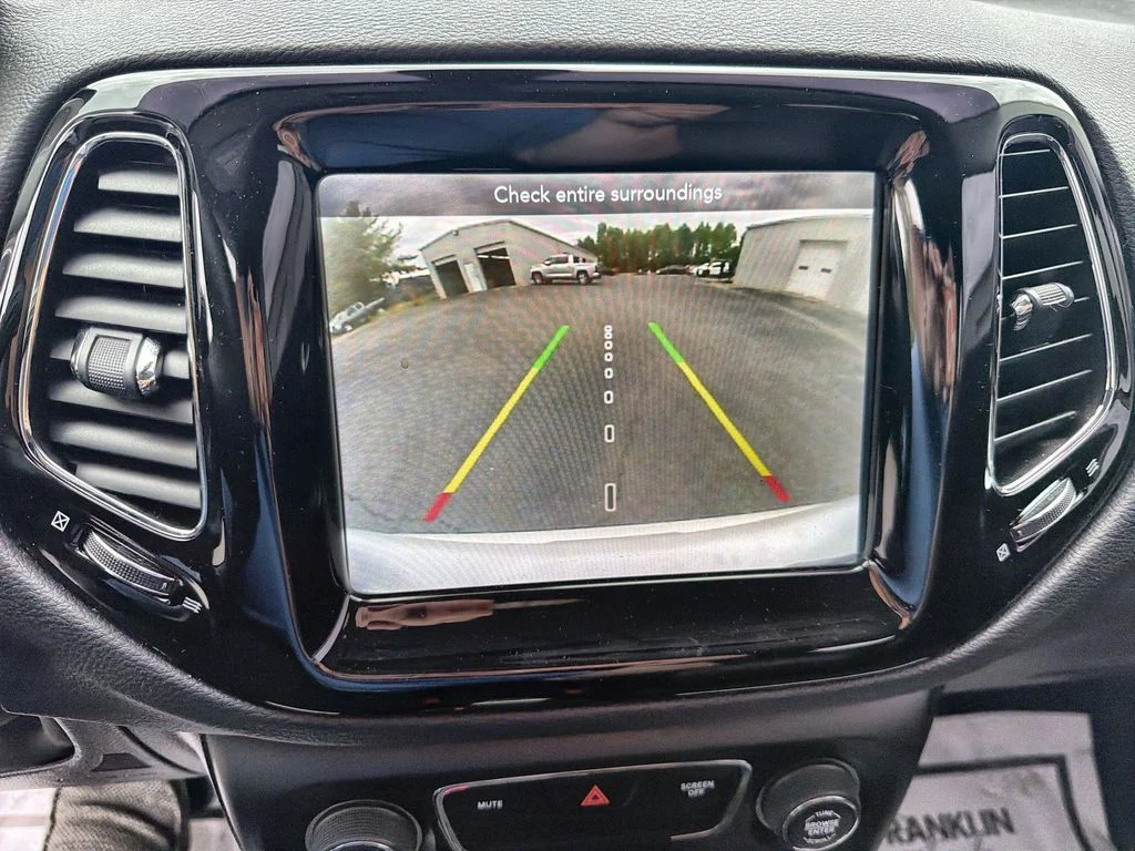 Used 2019 White Jeep Limited image 17