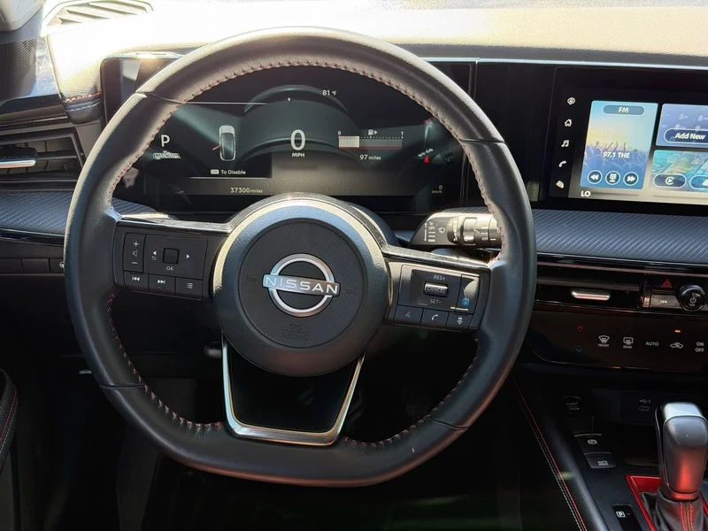 Used 2025 Gun Metallic/supe Nissan SR image 12