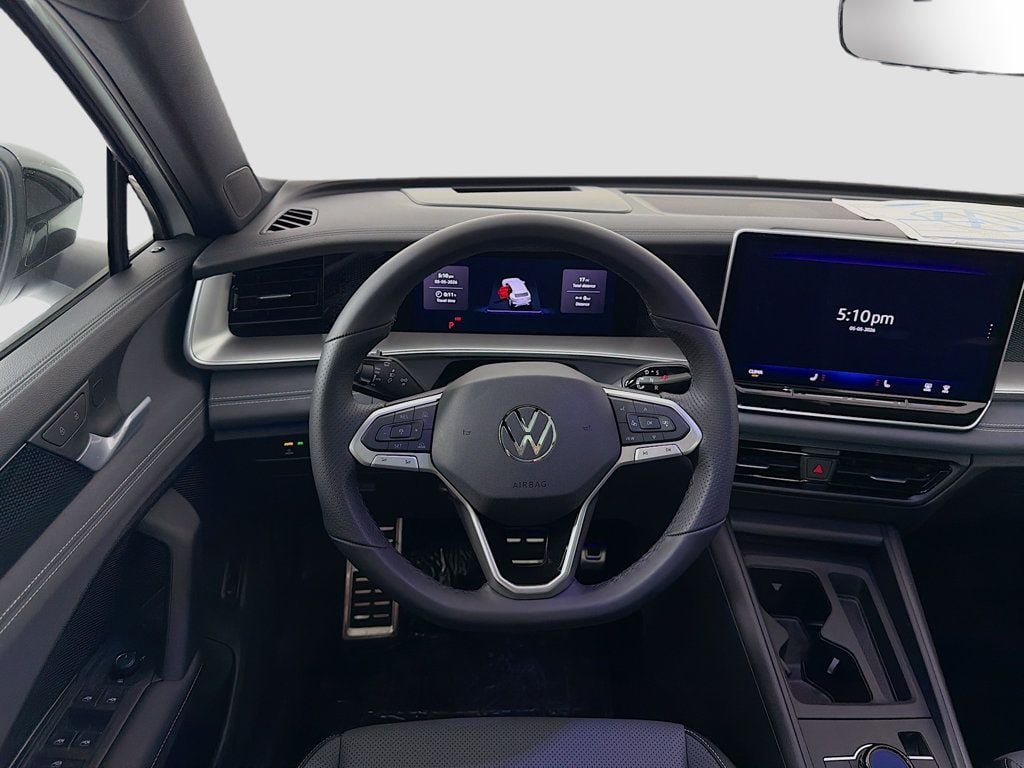 New 2026 Opal White Pearl Volkswagen 2.0T SE R-Line Black 4MOTION image 24