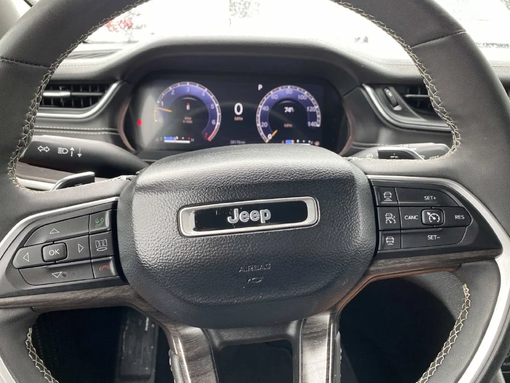 Certified Used 2023 Gray Jeep Limited image 15