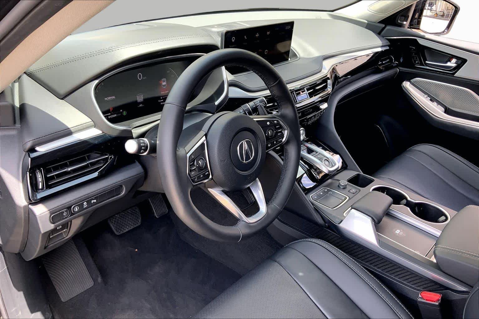 Used 2023 Phantom Violet Pearl Acura w/Technology Package image 16