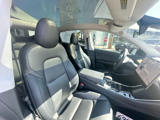 Used 2021 Blue Tesla Standard Range image 29
