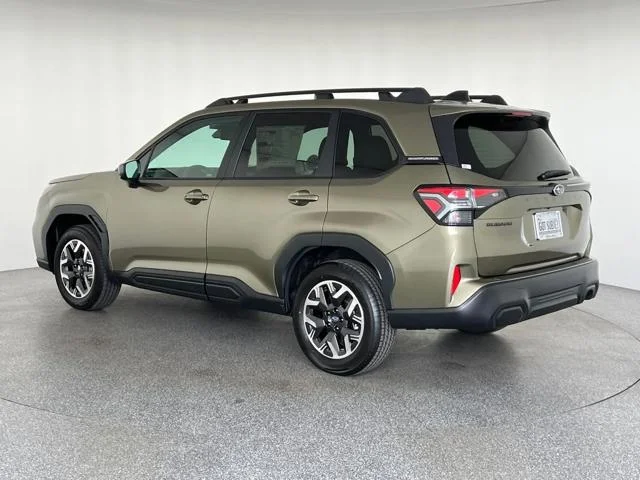 New 2026 AUTUMN GREEN METALLIC Subaru Premium image 7
