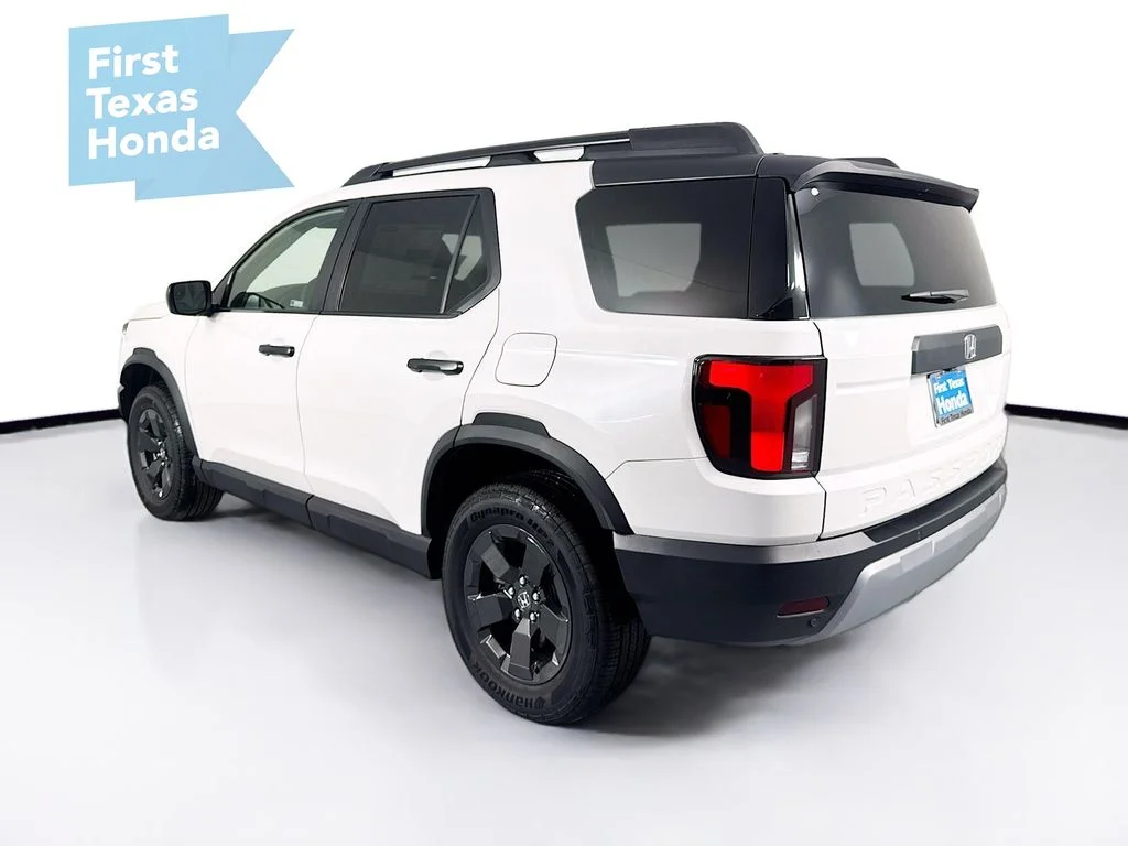 New 2026 Platinum White Pearl Honda RTL image 6
