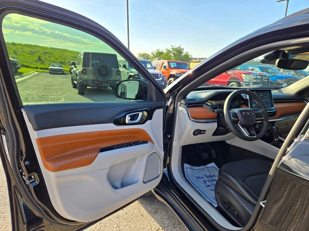 Certified Used 2023 Black Jeep Limited image 12