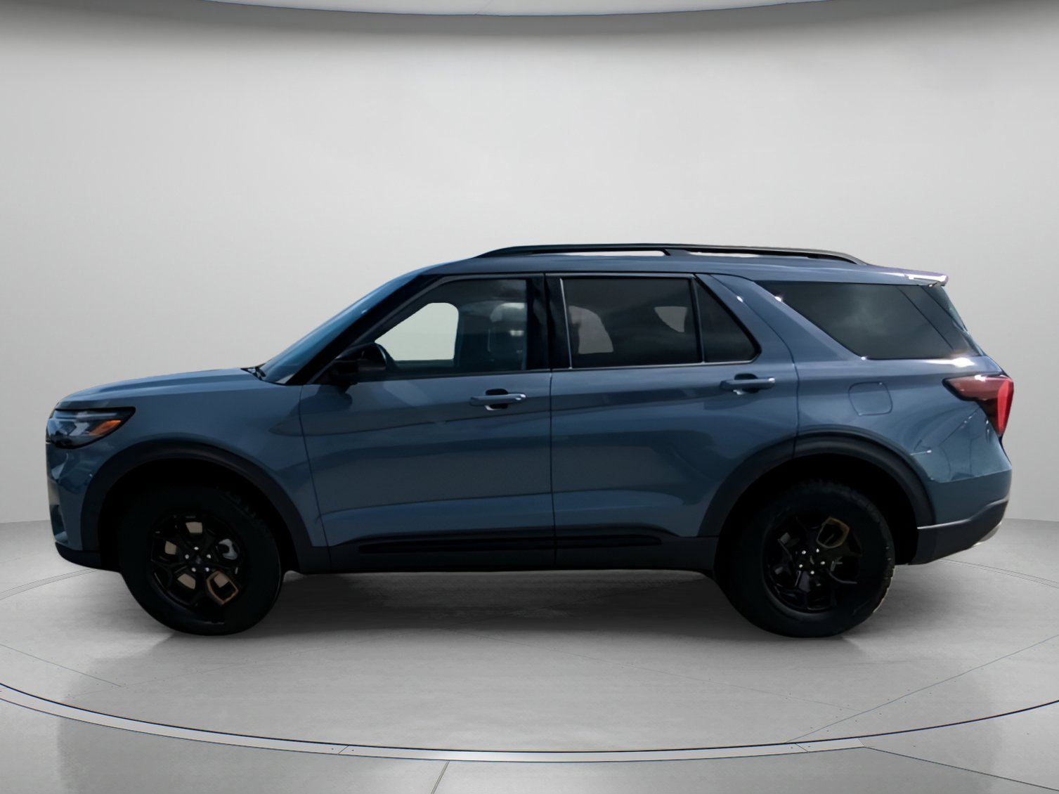 New 2026 Vapor Blue Metallic Ford Tremor® image 13