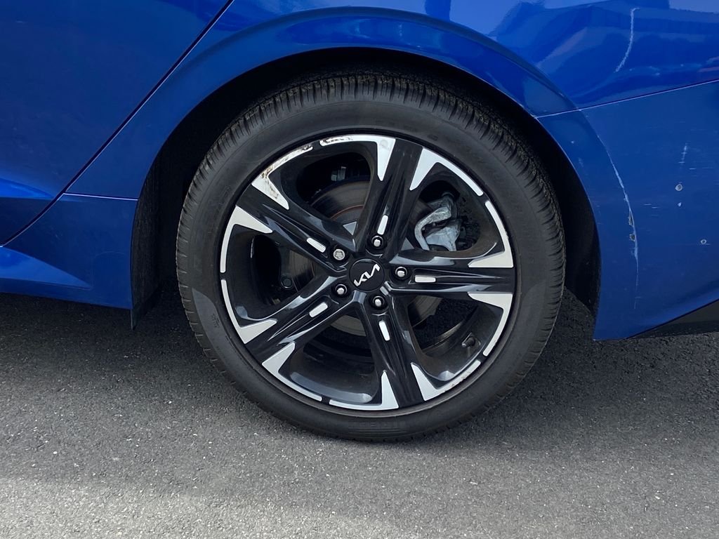 2024 Kia K5 GT-Line - Photo 11