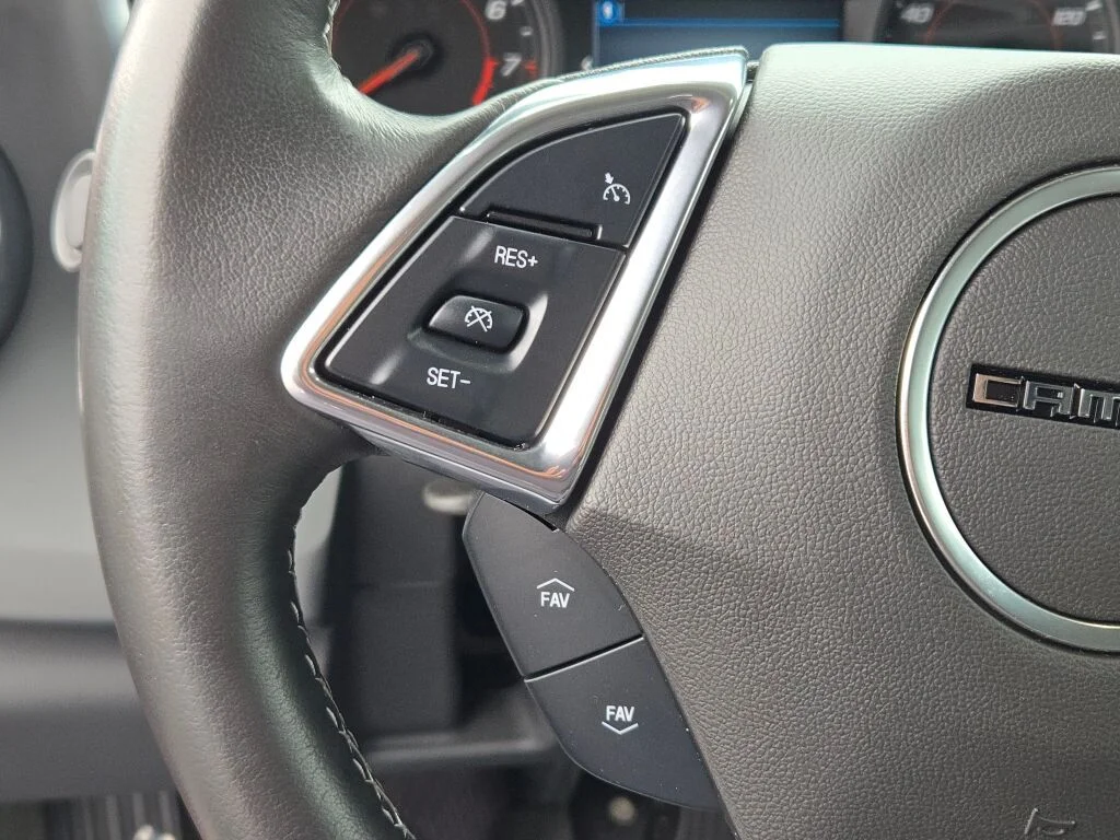 Used 2023 Red Chevrolet 1LT image 26