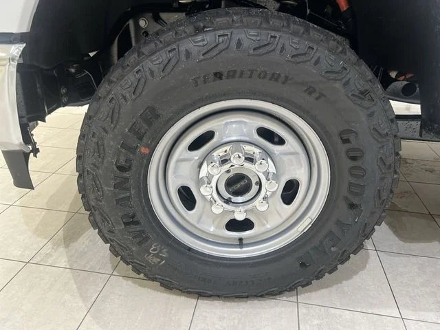 New 2026 White Ford XL image 27