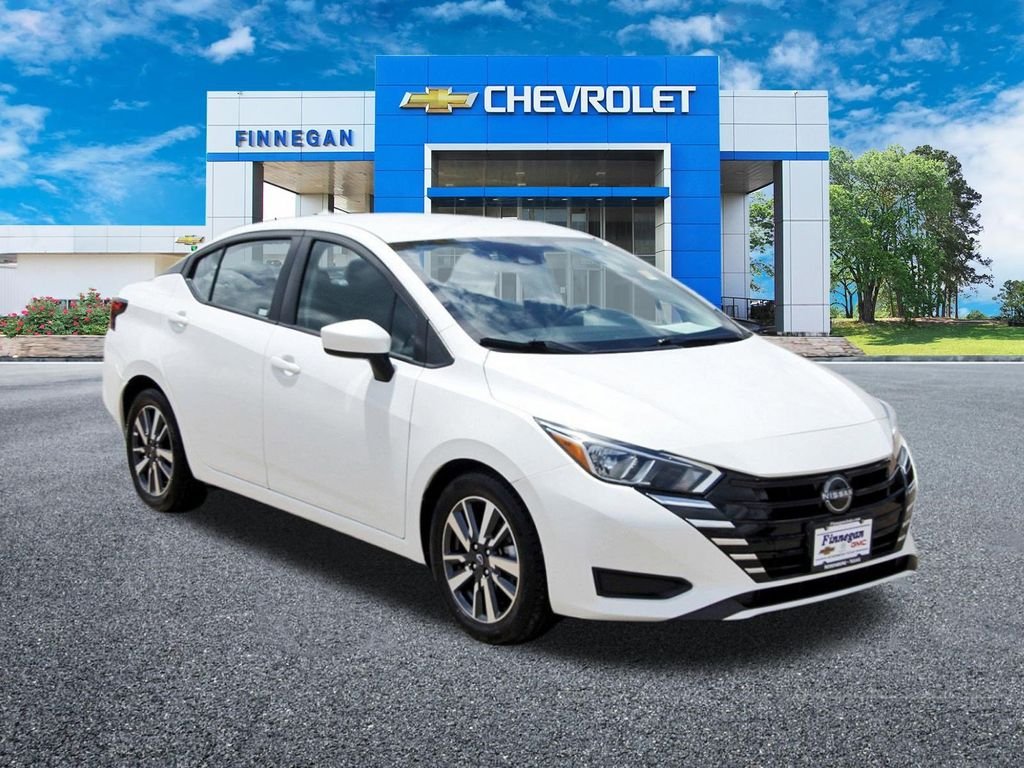 Used 2024 White Nissan 1.6 SV image 9