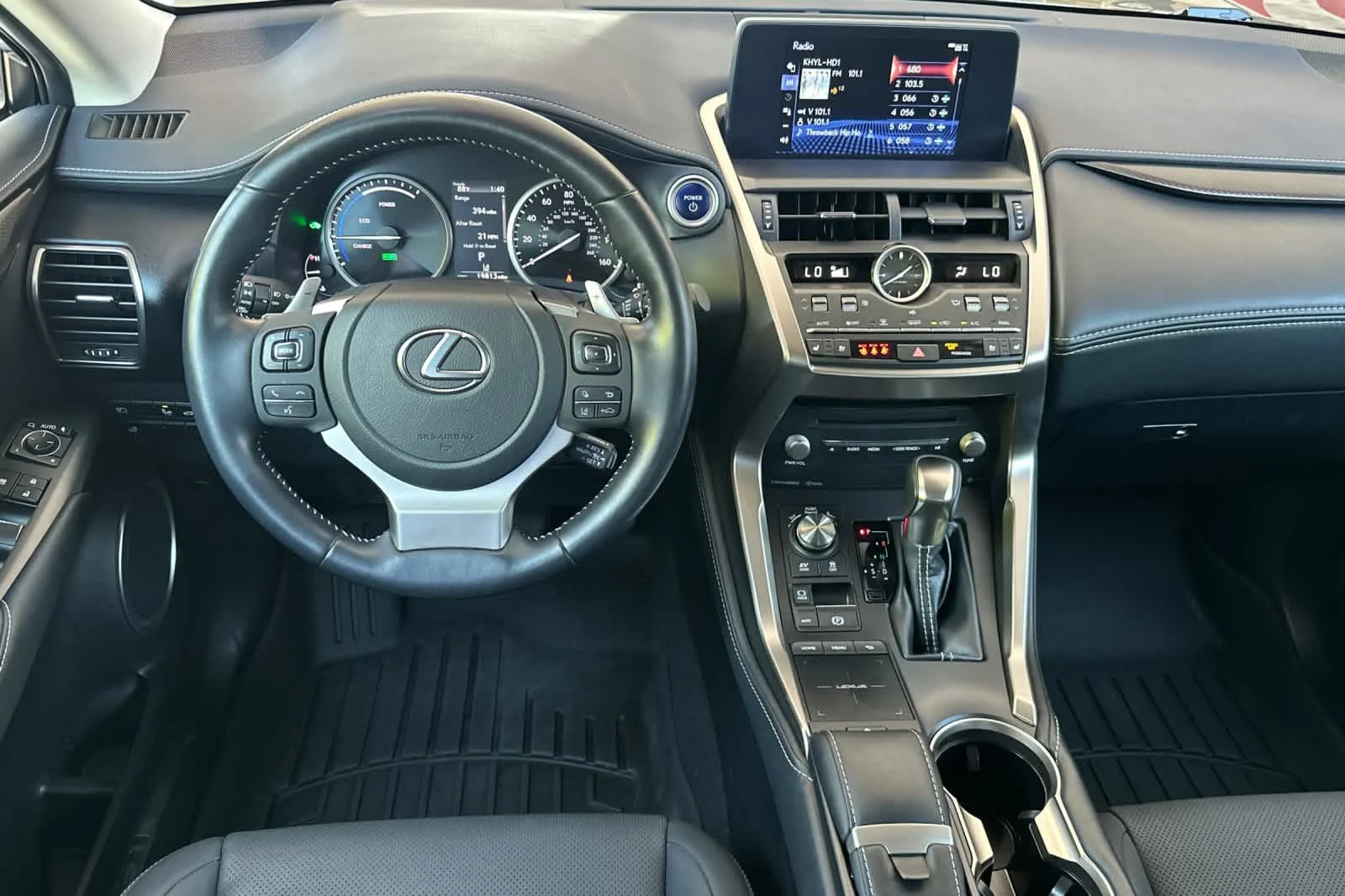 Used 2021 Atomic Silver Lexus  image 15