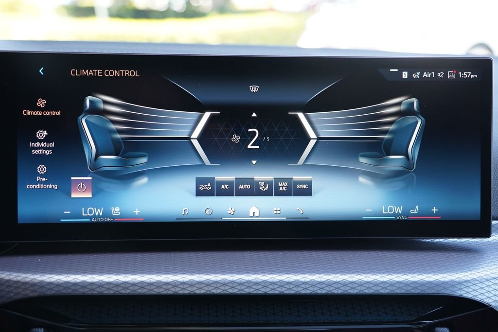 New 2026 Brooklyn Grey Metallic BMW xDrive40 image 17
