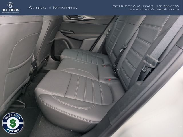 Used 2025 White Alfa Romeo Base image 26