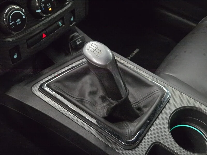 Used 2013 Granite Crystal Metallic Dodge R/T Classic image 17