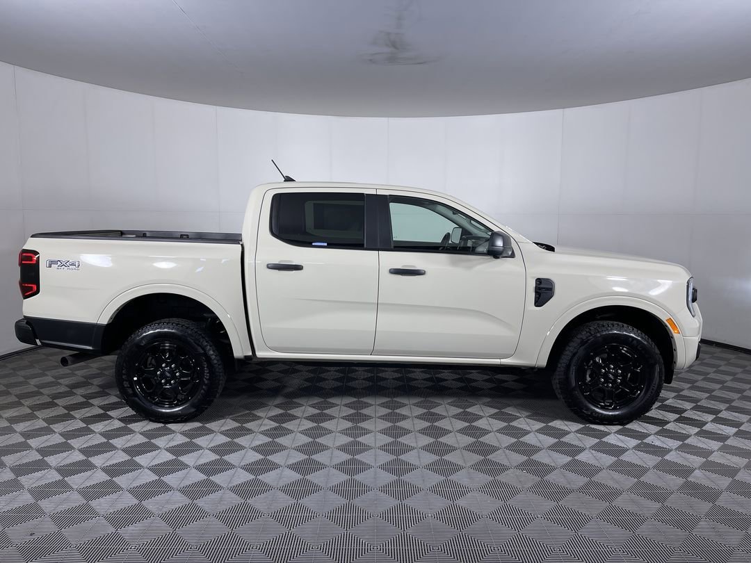 2025 Ford Ranger XLT - Photo 10