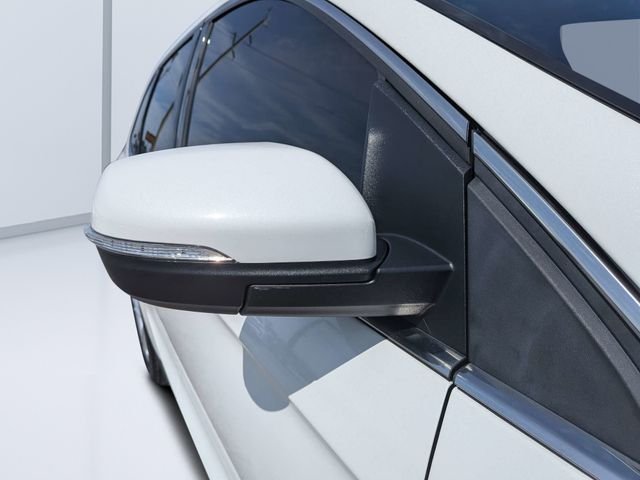 Used 2020 White Ford SEL image 11