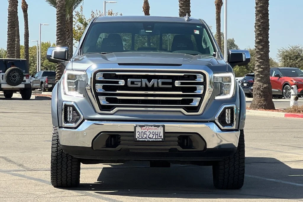 Used 2021 Gray GMC SLT image 11