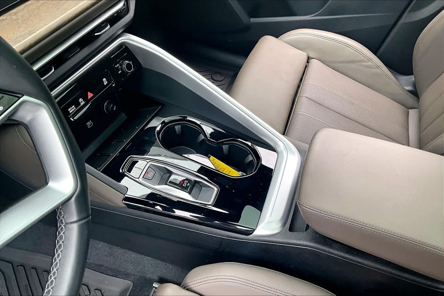 Used 2025 Glacier White Metallic Audi Premium Plus image 28