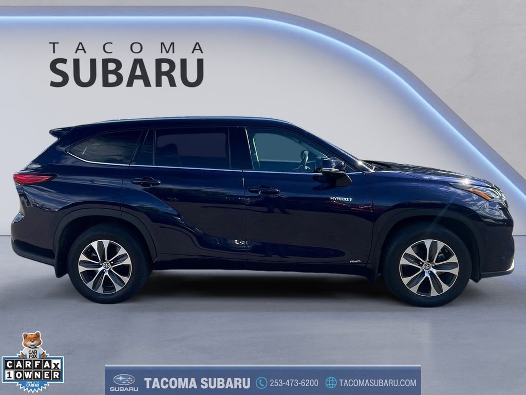 Used 2021  Toyota XLE image 6