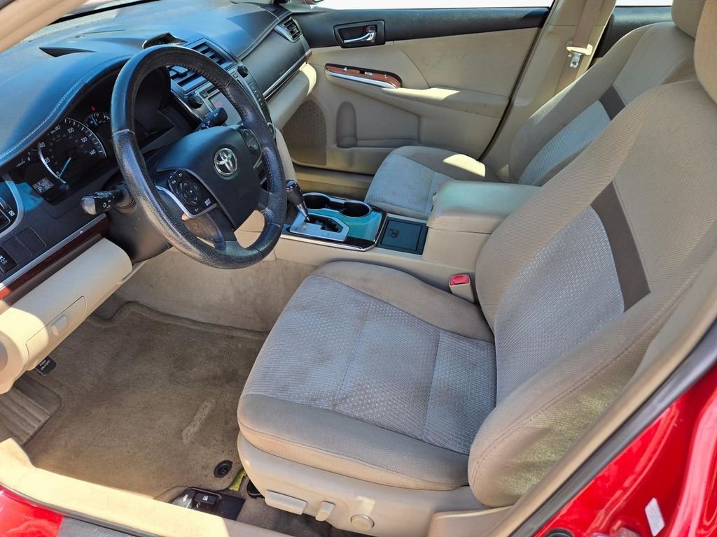 2012 Toyota Camry XLE - Photo 14