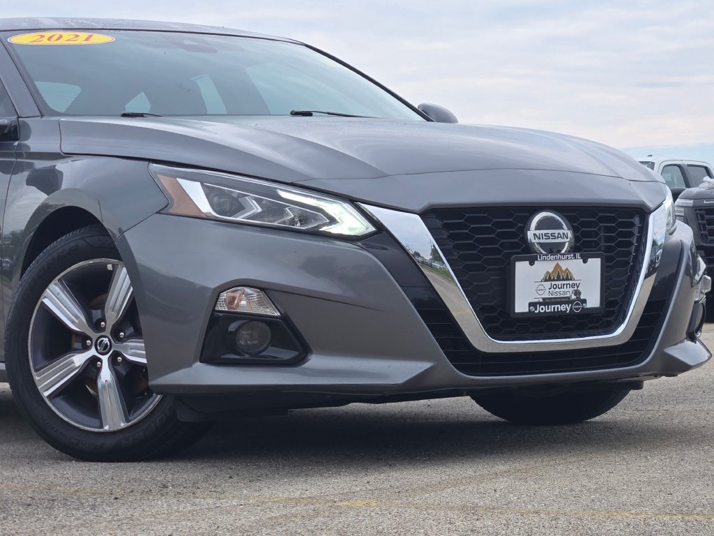 Used 2021 Nissan Altima SL with VIN 1N4BL4EWXMN396912 for sale in Lindenhurst, IL