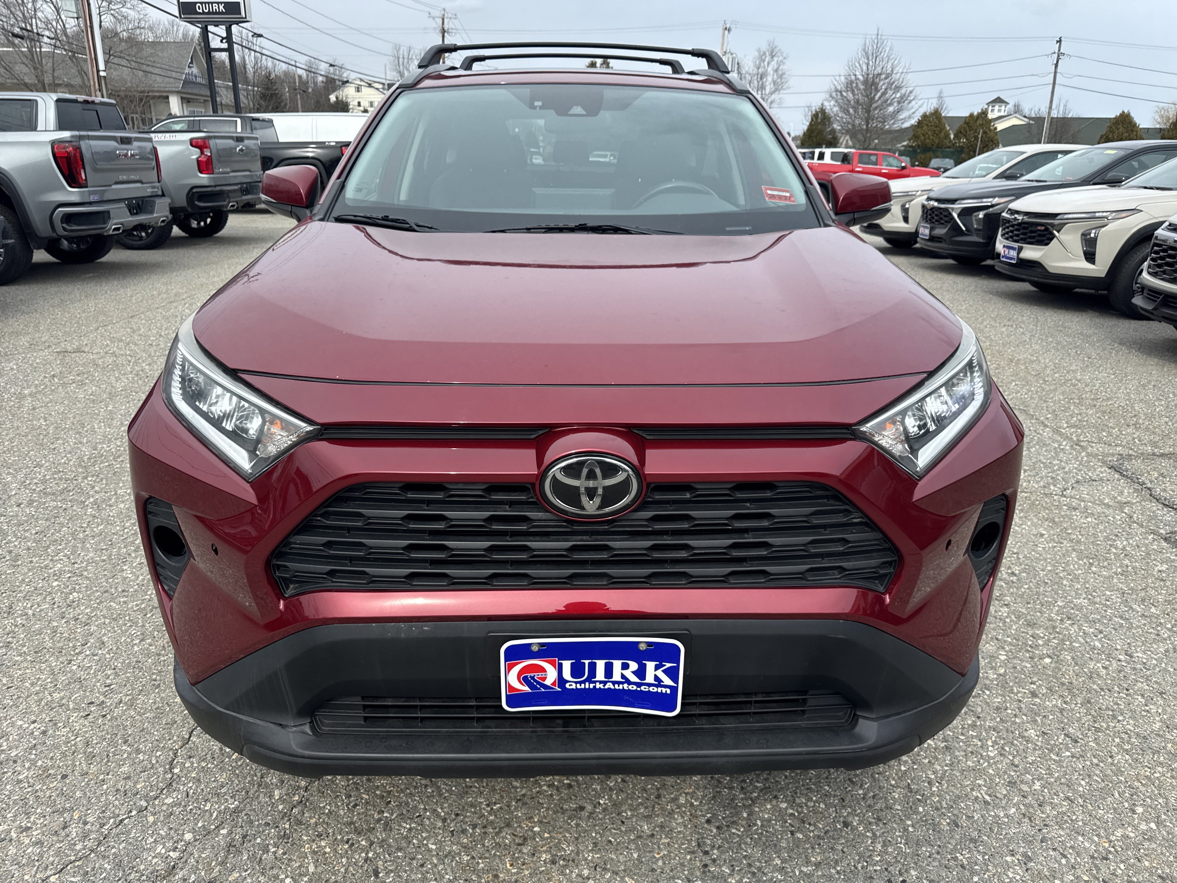 Used 2019 Ruby Flare Pearl Toyota XLE image 2
