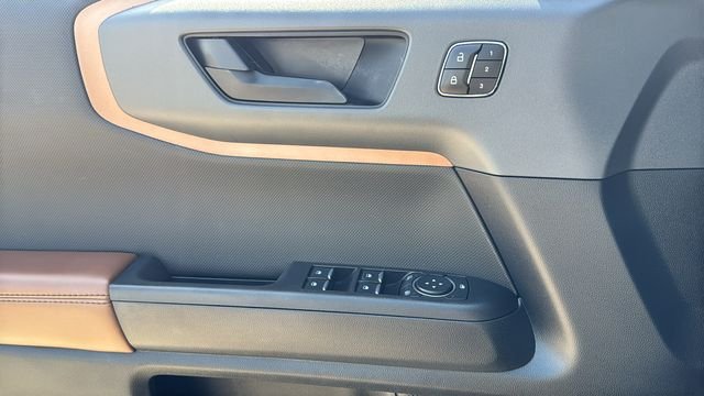 Used 2023 Black Ford Outer Banks image 18