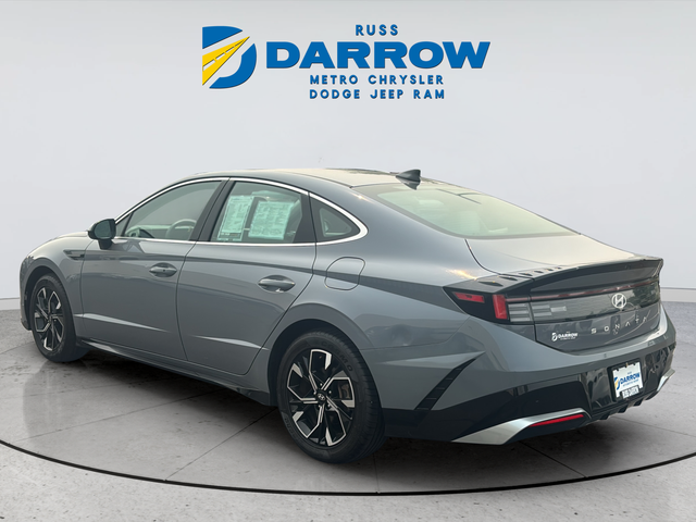 Used 2024 Blue Hyundai SEL image 2