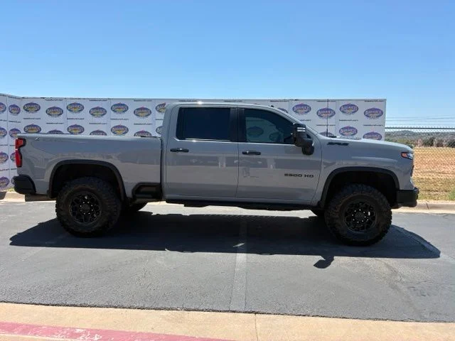 Pre-Owned 2024 Chevrolet Silverado 2500HD ZR2