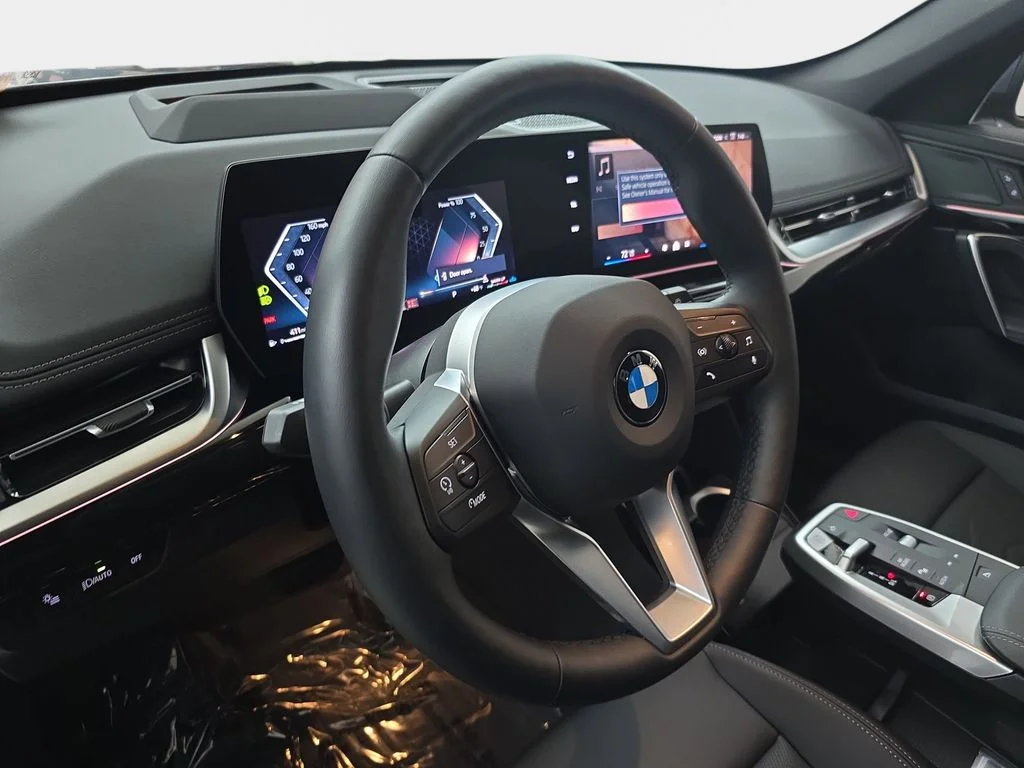 Used 2026 Storm Bay Metallic BMW xDrive28i image 19