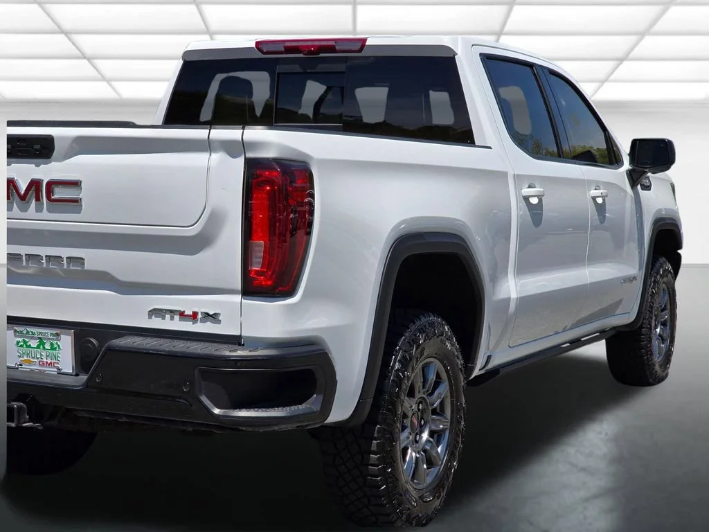 2025 GMC Sierra 1500 AT4X - Photo 50