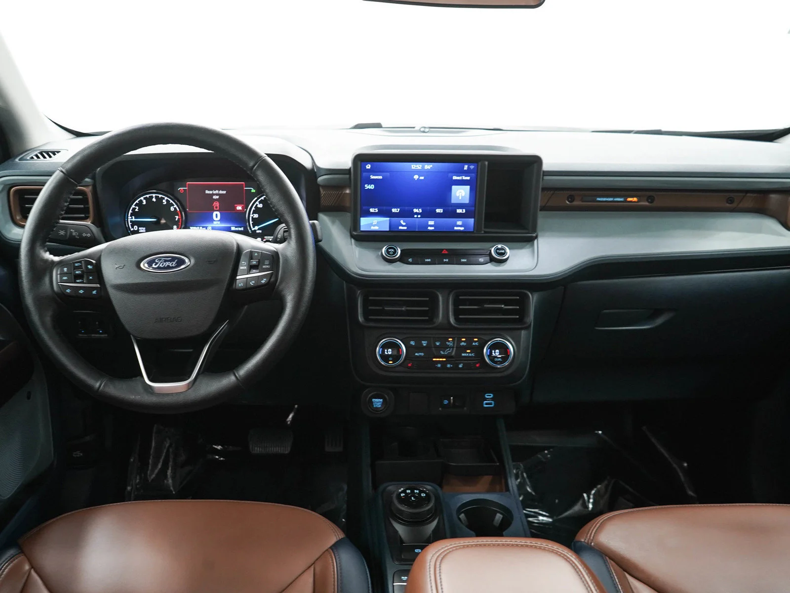 Used 2022 Gray Metallic Ford Lariat image 16